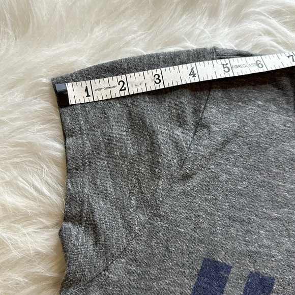 Women's UCLA Baby T-Shirt size Medium - Picture 5 of 5